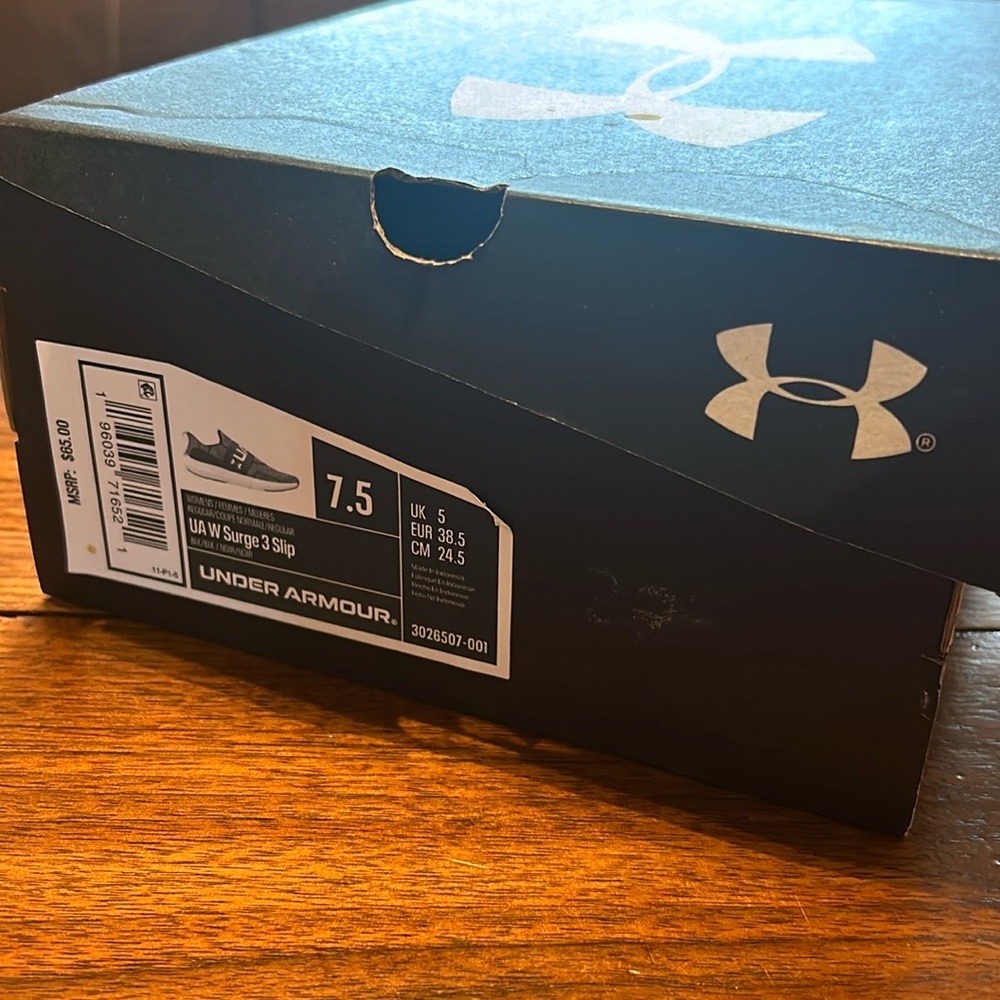 Brand New Under Armour - UA W Surge 3 Slip